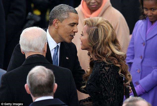 Danh ca nổi tiếng Beyoncé Knowles là một trong những người bạn nổi tiếng của Tổng thống Obama và đã tích cực tham gia một số sự kiện trong chiến dịch tranh cử của ông.